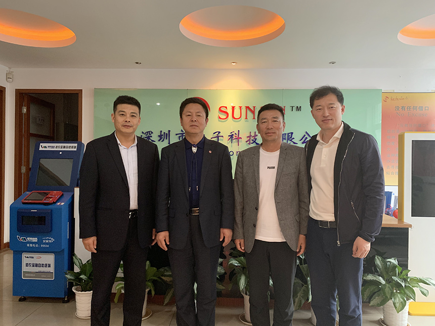 全國政協(xié)委員、中國心胸血管麻醉學(xué)會秘書長敖虎山一行蒞臨旭子指導(dǎo)工作